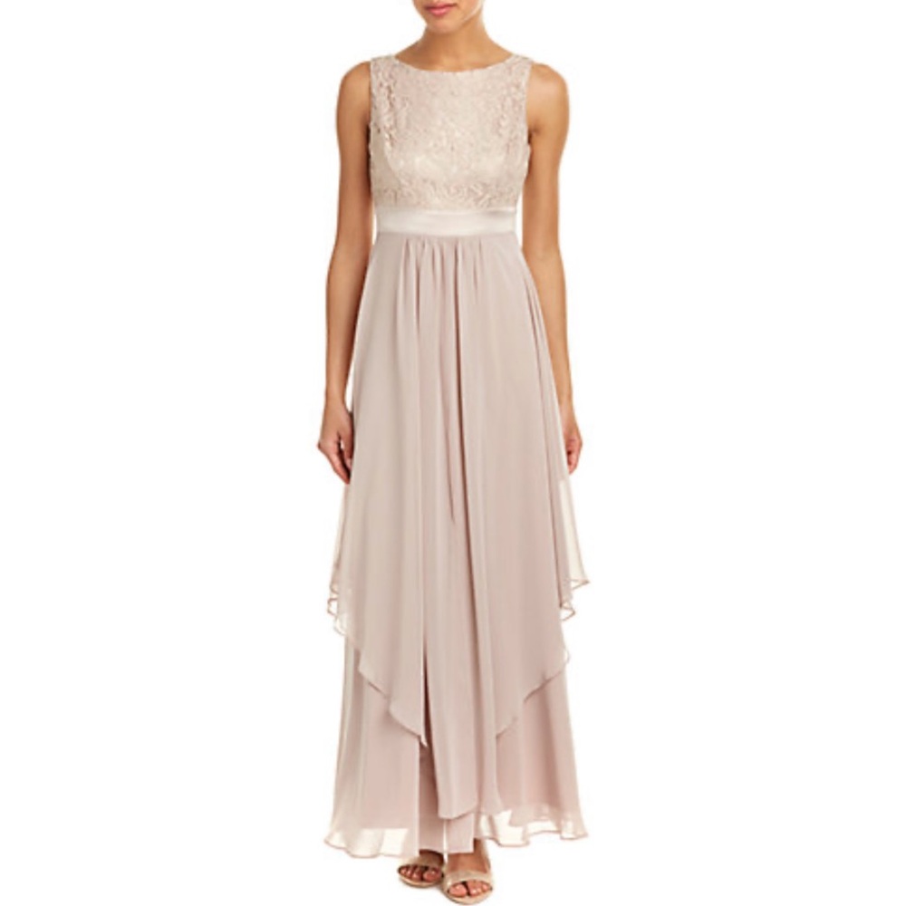 Eliza J Lace Gown Size 6 EUC
